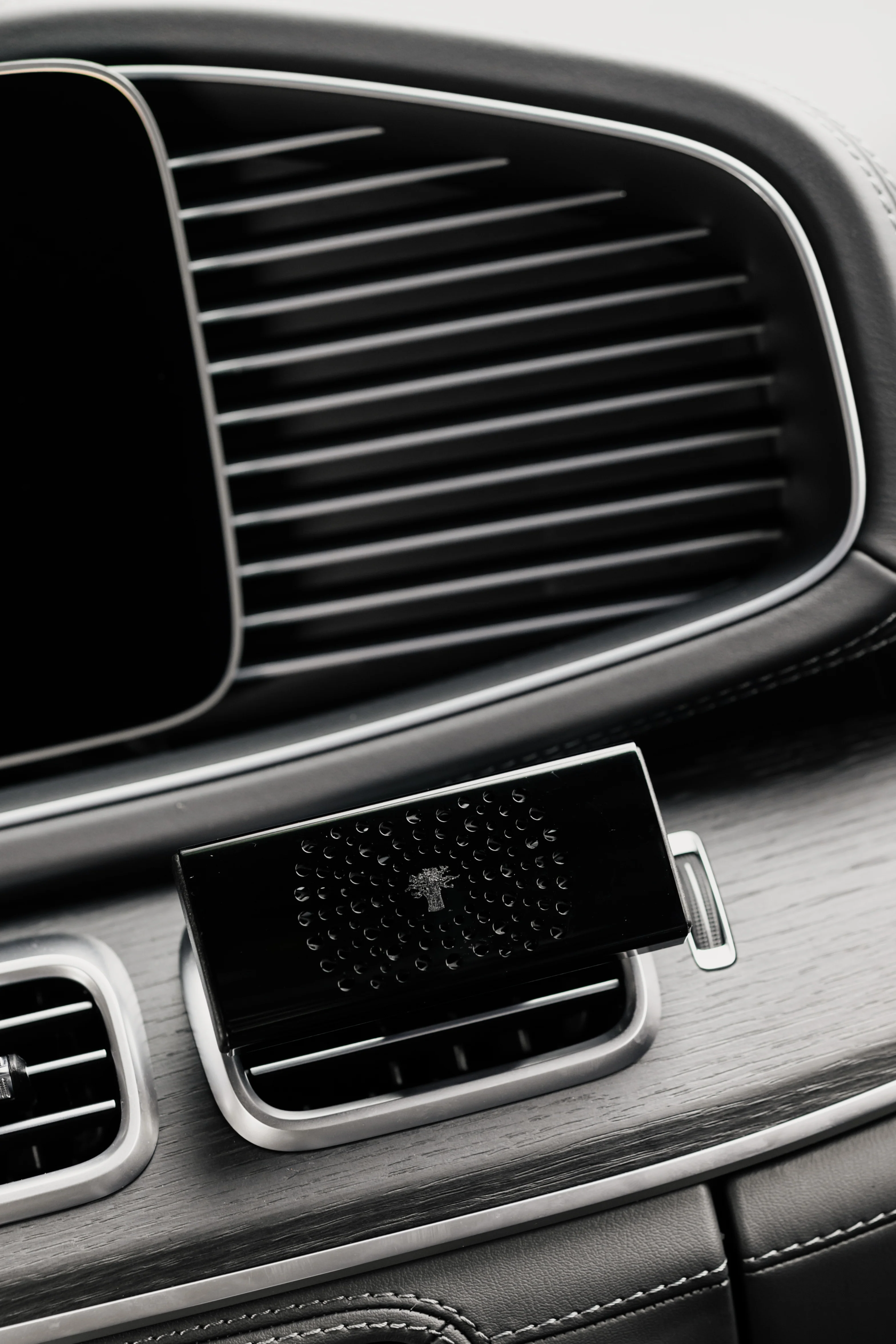 CAR DIFFUSER BLACK PEARLS - Image 3